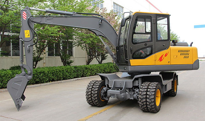 輪式挖掘機廠家分享怎樣使用輪式挖掘機比較省油？